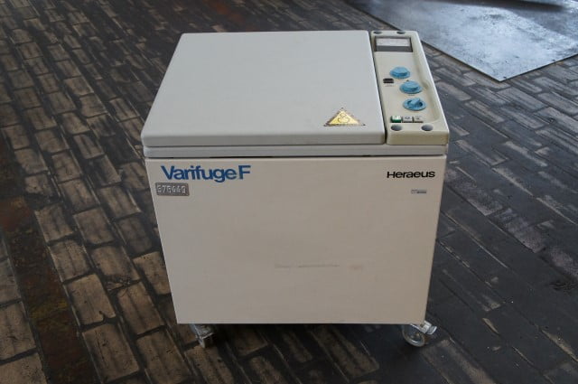Heraeus Varifuge F Centrifuge