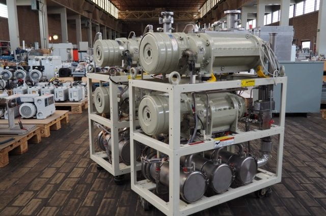 Ebara 80 x 25 Booster-Vacuümpomp Combinatie