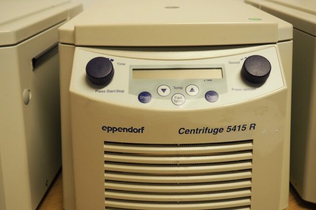 Eppendorf 5415 R Microcentrifuge met koeling