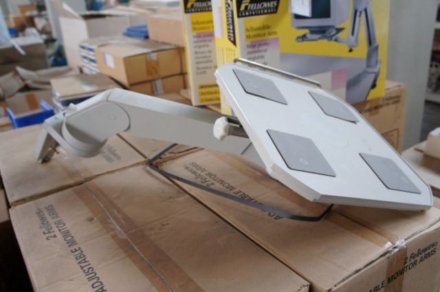 Fellows Monitor armen Nieuw