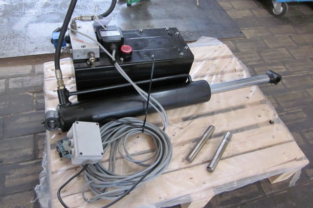 Hydraulische unit met cilinder