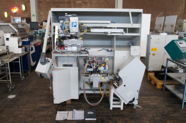 IP Semi Automatische Tampondrukinstallatie / Tamponprinter