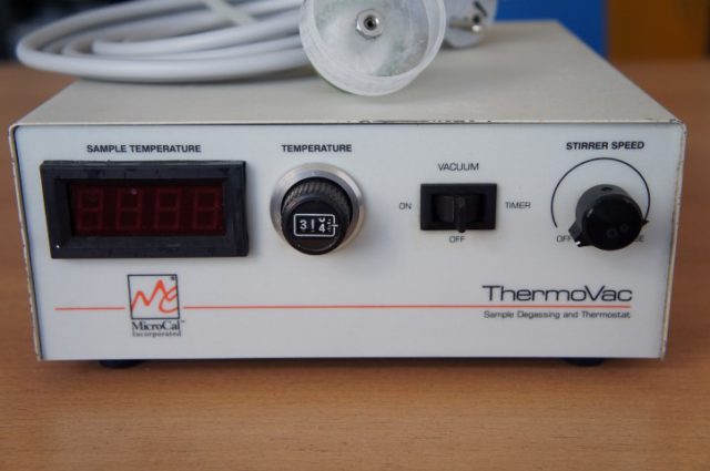 MicroCal ThermoVac sample degassing station