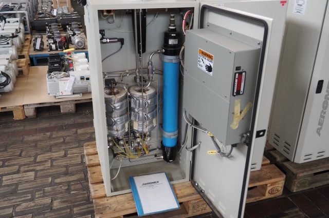 Aeronex Infinity GPS-4 Gas Purification Device