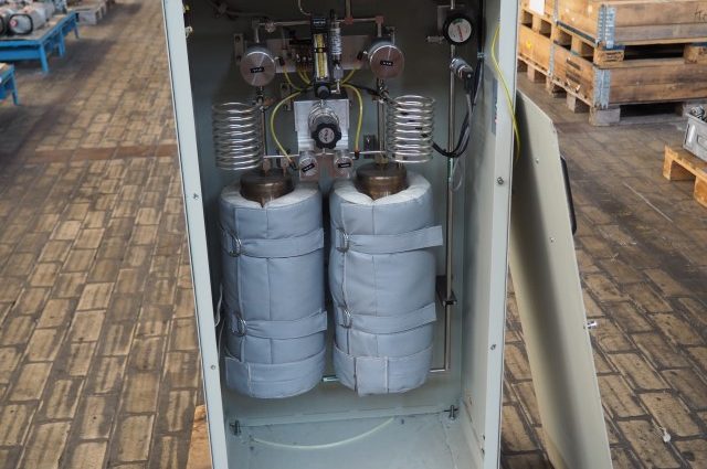 Aeronex Infinity GPS-8 Z Gas Purification unit/device