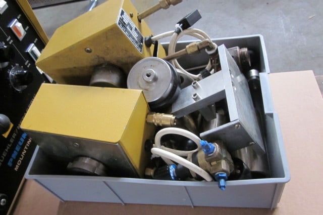 Pers, pneumatisch- Buehler Pneumet II