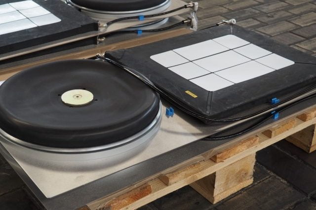 Set Pneumatic Air Skates for moving equipment