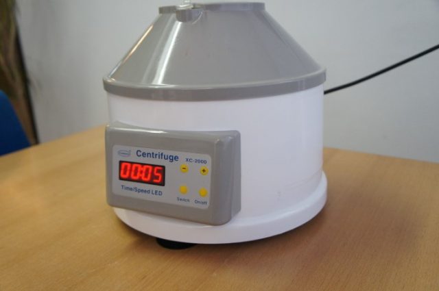 Precision Premiere XC-2000 Centrifuge