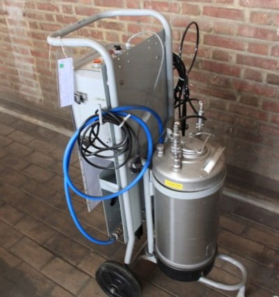 Spray systeem voor coating, verrijdbaar-