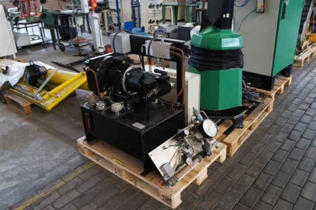 Spuitrobot 'ABB Trallfa TR 4004'