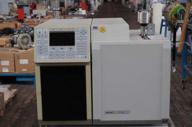 Varian CP-3800 Gas Chromatograph