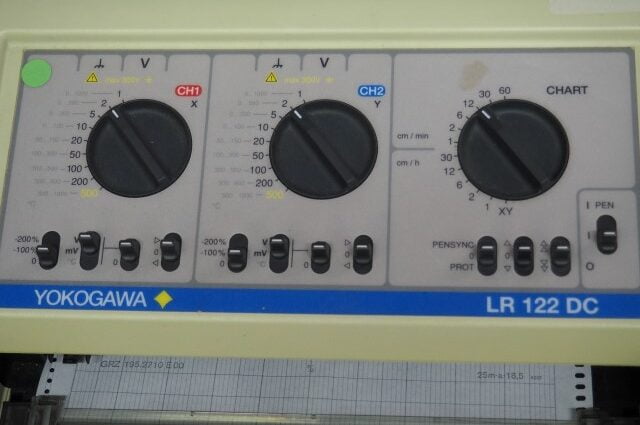 Yokogawa LR 122 DC Y-T Penrecorder